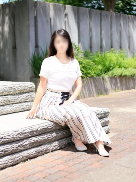 雨井 りか こあくまな熟女たち 加古川店 (KOAKUMAグループ)（人妻・熟女デリヘル）