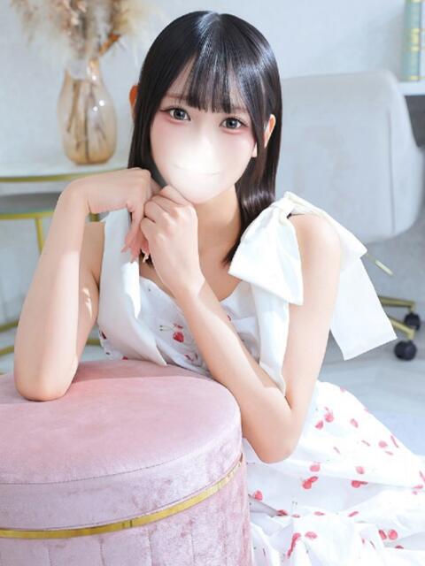 にも★モデル級の癒し系美少女 渋谷S級素人清楚系デリヘル chloe（デリヘル）