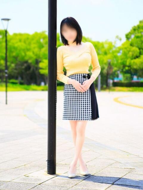 美谷 ゆりな こあくまな人妻・熟女たち山口店（KOAKUMAグループ）（人妻・熟女デリヘル）