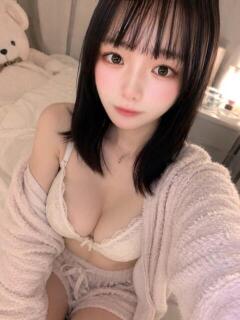 ともちん とある風俗店♡やりすぎさーくる新宿大久保店♡で色んな無料オプションしてみました（新宿・歌舞伎町/デリヘル）