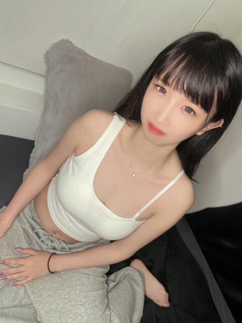 ゆみ とある風俗店♡やりすぎさーくる新宿大久保店♡で色んな無料オプションしてみました（デリヘル）