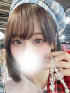 ゆいな とある風俗店♡やりすぎさーくる新宿大久保店♡で色んな無料オプションしてみました（新宿・歌舞伎町/デリヘル）