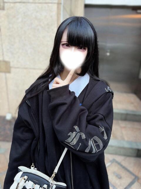 あいね とある風俗店♡やりすぎさーくる新宿大久保店♡で色んな無料オプションしてみました（デリヘル）