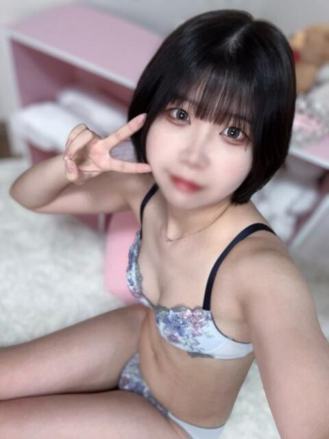 もも とある風俗店♡やりすぎさーくる新宿大久保店♡で色んな無料オプションしてみました（デリヘル）