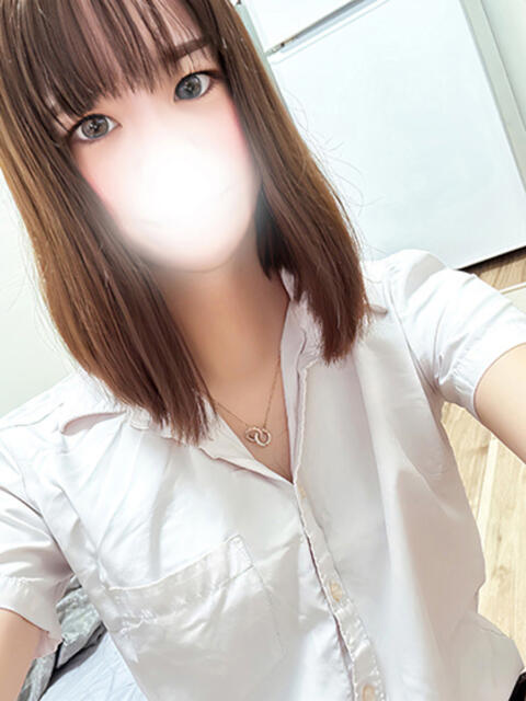 えま お客様満足度NO.1デリヘル！ 秘密倶楽部 凛 千葉（お姉さん・人妻デリヘル）