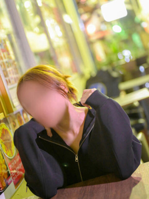 ひまり 梅田ゴールデン倶楽部(店舗型痴女ヘルス)