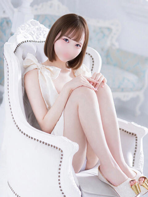 しおり◇Iカップ美人女子大生◇ H-ash（アッシュ）（ホテヘル&amp;デリヘル）