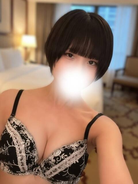 椎名　ほなみ 月のうたげ　大阪別邸（【非風俗】メンズエステ）
