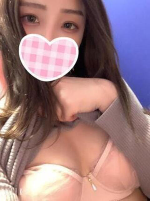 えみ 東京リップ 池袋店（美女・美少女専門ホテヘル ＆デリバリーヘルス）