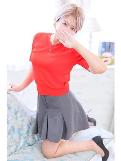 三条 新宿人妻城（人妻路上待ち合わせデリヘル）