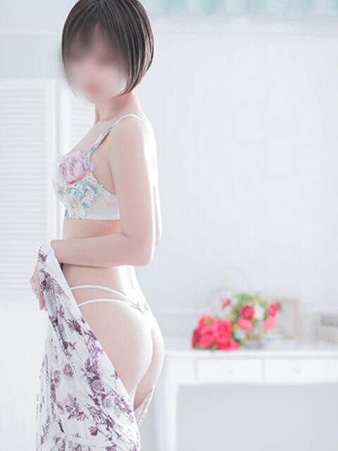 しのぶ 函館デリヘル桃屋（人妻デリヘル）