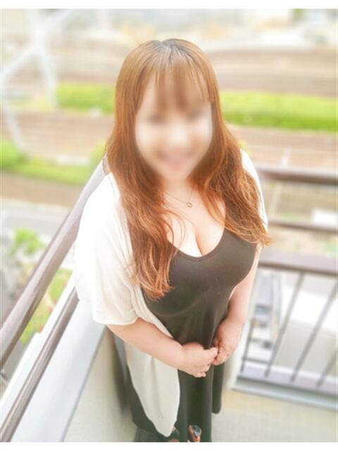 あや ギン妻パラダイス 十三店（人妻系ホテヘル＆デリヘル）