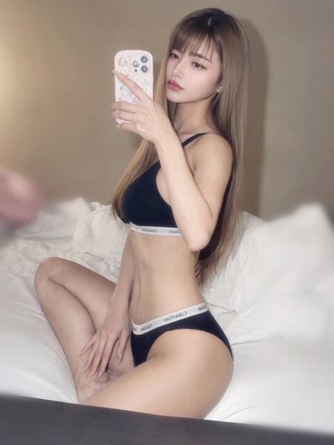 レイア クラブ バレンタイン大阪（素人美女専門デリヘル）