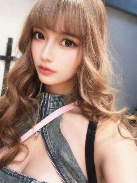 レイア クラブ バレンタイン大阪（素人美女専門デリヘル）