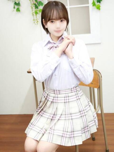 栗山れな 池袋パラダイス(ホテヘル&デリヘル)