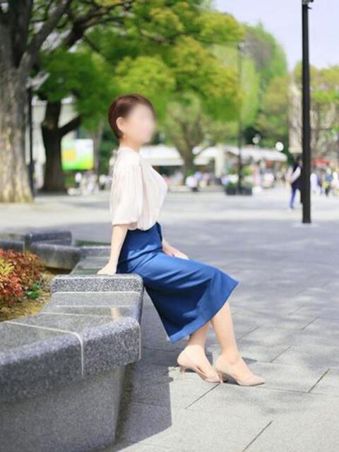 吉川真由美 こあくまな熟女たち 鶯谷・日暮里店(KOAKUMAグループ)(人妻・熟女デリヘル)