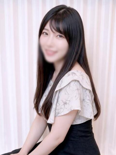 ひな♡Gカップスレンダー美女！ 人妻、密感女子専門店　五反田エース（人妻デリヘル）