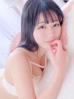 かりん E+アイドルスクール新宿・歌舞伎町店（新宿・歌舞伎町/デリヘル）