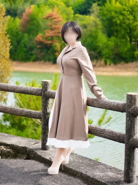 佐久間 百瀬 こあくまな人妻・熟女たち東広島店（KOAKUMAグループ）（人妻・熟女デリヘル）