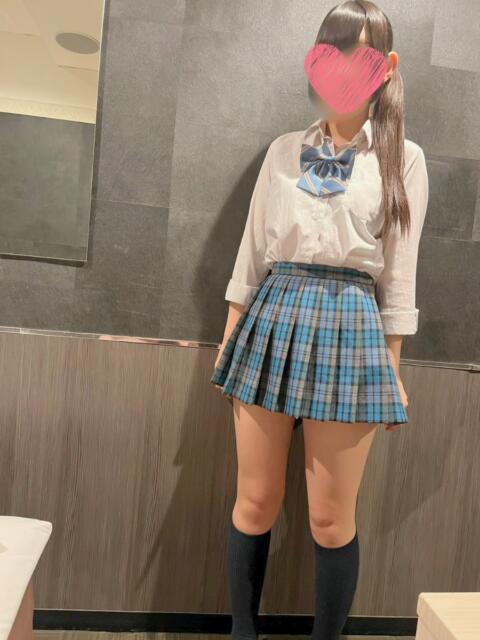 新入生 あい 青チェと赤チェ（派遣型オナクラ（手コキ））