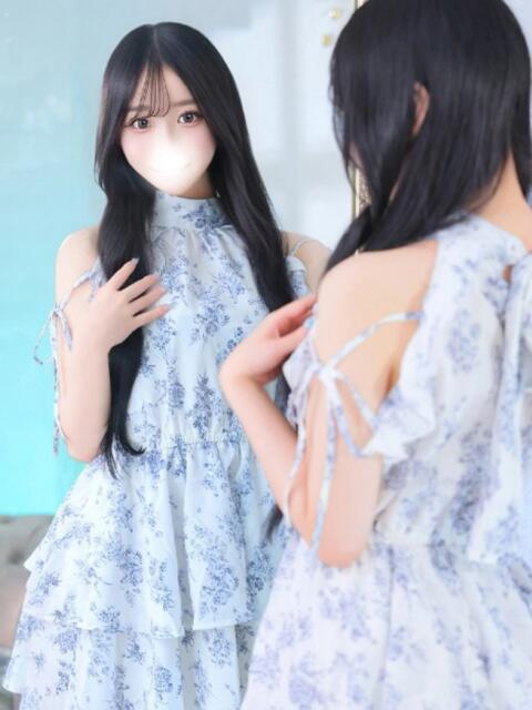 ゆい★キス中毒！発育途中の原石 Chloe錦糸町店 S級素人清楚系デリヘル（デリヘル）