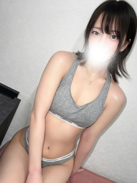 むあ(18歳イキまくり失神寸前 ハニービー(Honey Bee)(デリヘル)