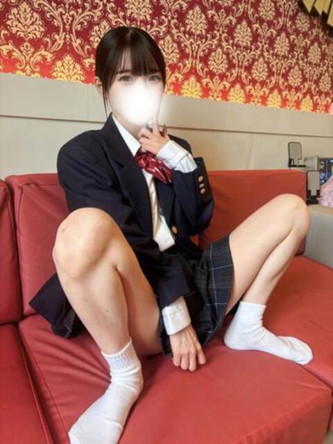 南国ミニ美少女めろちゃん ロイヤル　アテンダー（デリヘル）