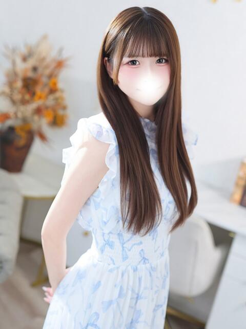 まり★純真無垢なアイドル巨乳★ 渋谷S級素人清楚系デリヘル chloe（デリヘル）