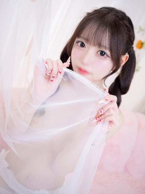 もも E+アイドルスクール池袋店（デリヘル）