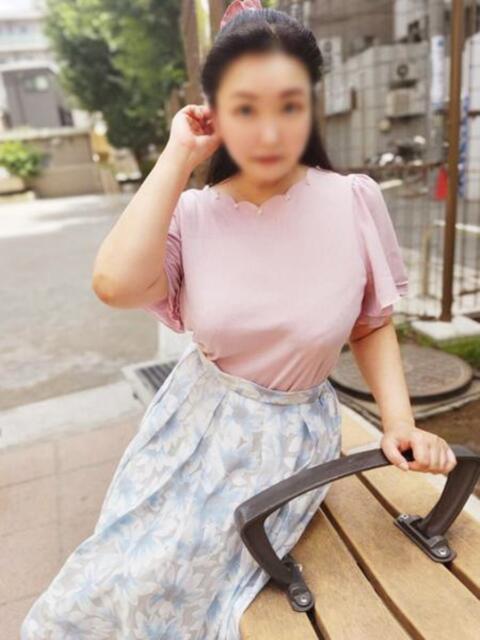ももこ 鶯谷おかあさん（熟女デリヘル）