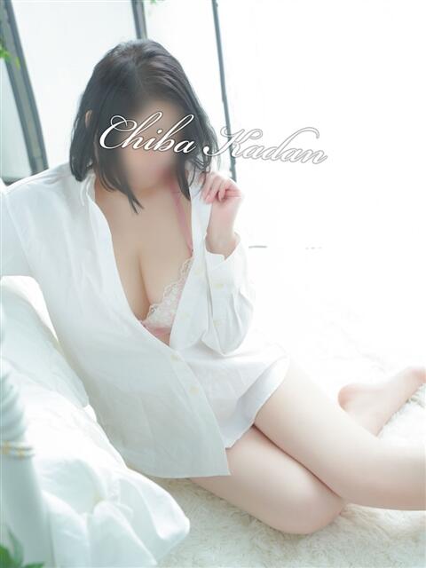 るり 千葉人妻花壇（人妻デリヘル）