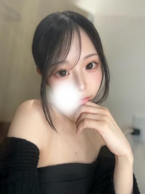 渚ちひろ MUFUFU-FOOTCARE-Center（【非風俗】メンズエステ）