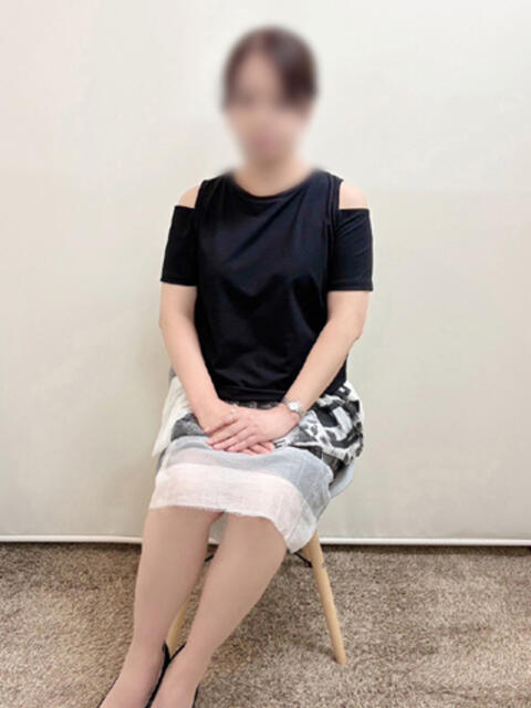すいれん 熟女家 ミナミエリア店（待ち合わせ型デリヘル）