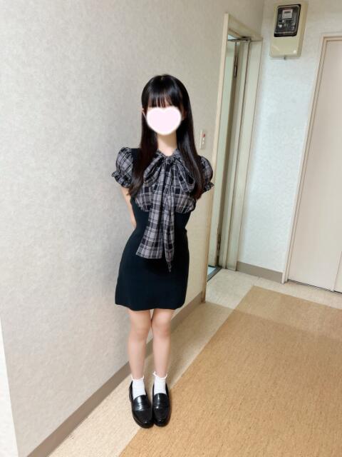 うに 池袋S級素人派遣型東京美少女物語(派遣型リフレ)