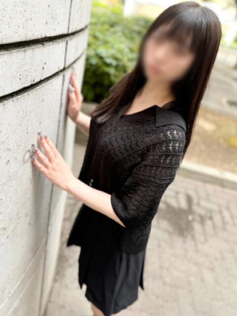 あやな かりんと小岩（オナクラ）
