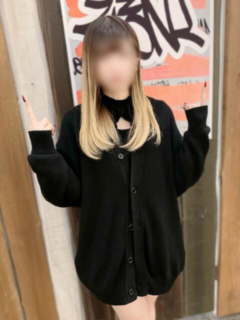 あやな かりんと小岩（オナクラ）