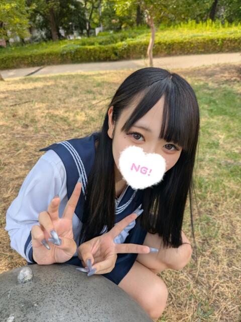 れいな 学校帰りの妹に手コキしてもらった件 梅田（派遣型オナクラ（手コキ））