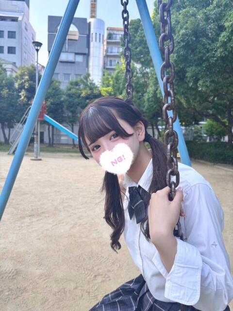 ゆい 学校帰りの妹に手コキしてもらった件 梅田(派遣型オナクラ(手コキ))