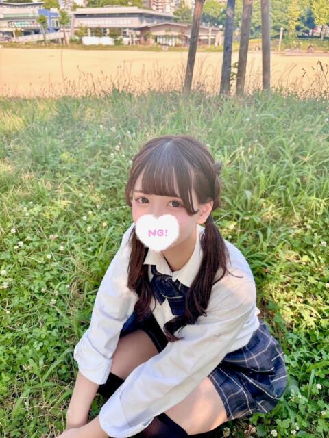 ゆい 学校帰りの妹に手コキしてもらった件 梅田(派遣型オナクラ(手コキ))