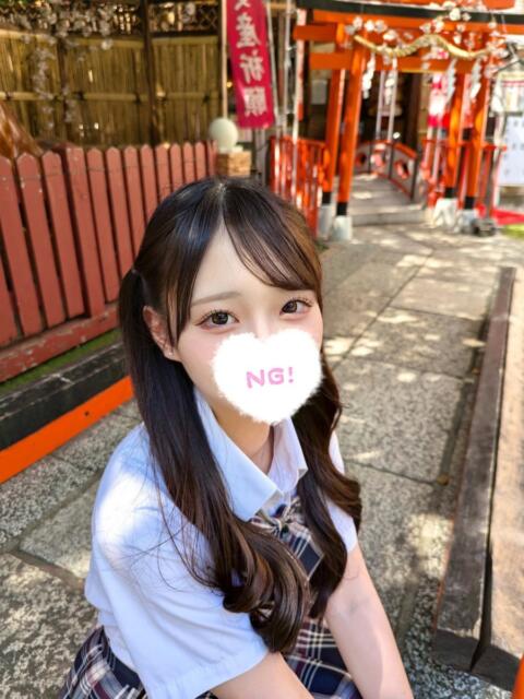 りり 学校帰りの妹に手コキしてもらった件 梅田（派遣型オナクラ（手コキ））