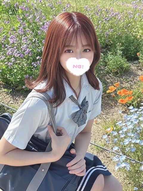 こむぎ 学校帰りの妹に手コキしてもらった件 梅田（派遣型オナクラ（手コキ））