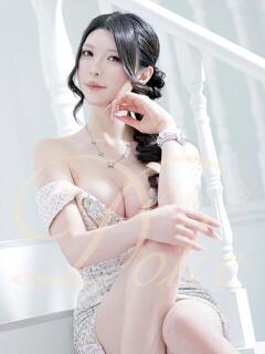 白雪 セナ Dolce～ドルチェ～（新宿・歌舞伎町/ニューハーフ）