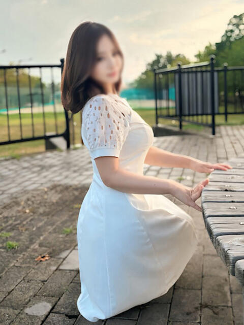 春野-はるの- ただ離婚してないだけ（人妻デリヘル）
