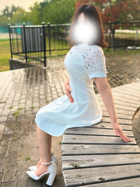 春野-はるの- ただ離婚してないだけ（人妻デリヘル）