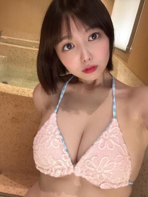 あゆ Aromaスク水女学院（風俗エステ）