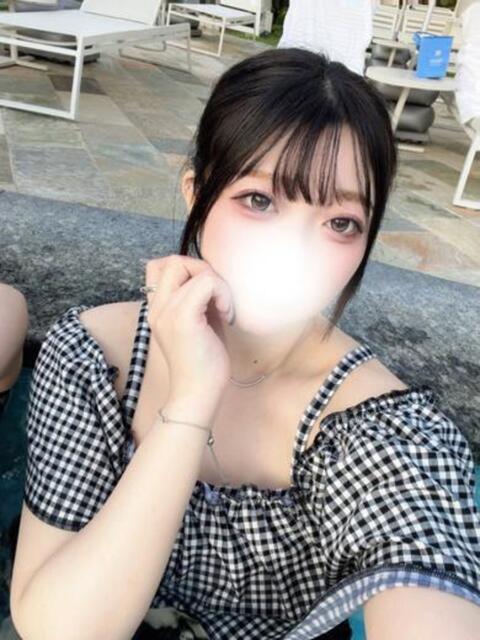 熊本巨乳美人いろはちゃん ロイヤル　アテンダー（デリヘル）