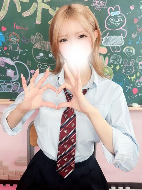 きらり 新宿ハンドメイド(手コキ・オナクラ)