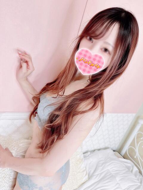 あかね 神田ハンドメイド（美少女手コキ専門店）