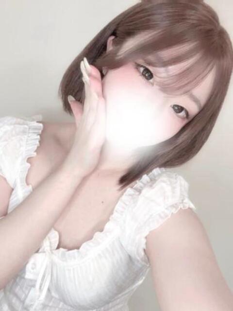 ドM超SSS級JDひろかちゃん ロイヤル　アテンダー（デリヘル）