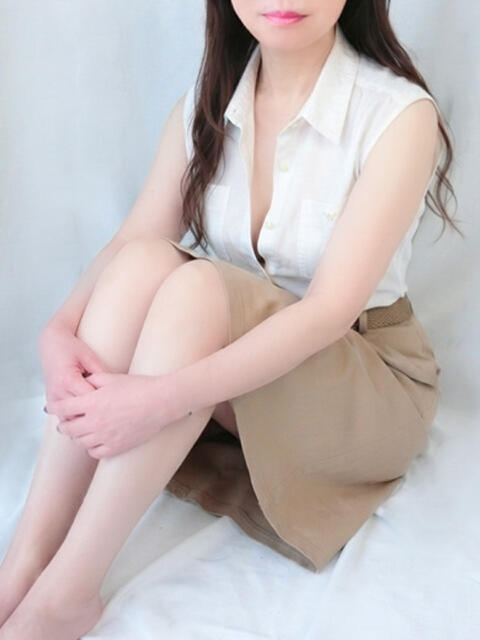 愛実(まなみ) エッチな熟女(熊谷)(人妻系デリヘル)